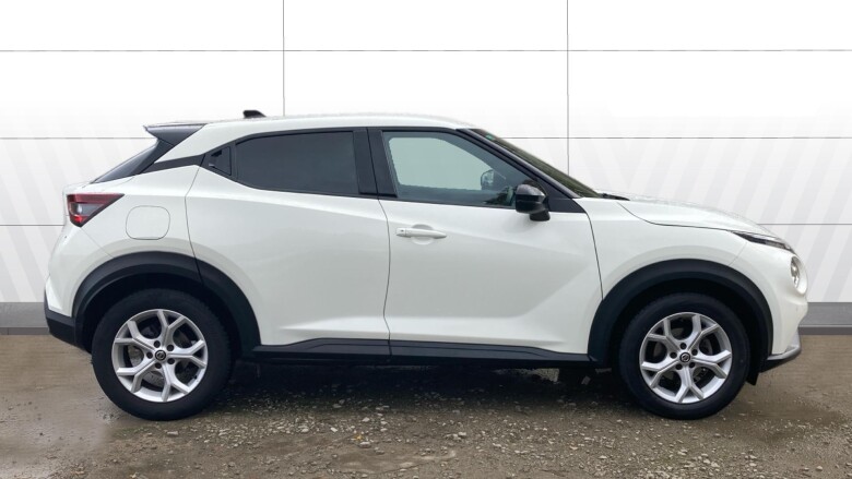 Nissan Juke 1.0 DiG-T 114 N-Connecta 5dr Petrol Hatchback